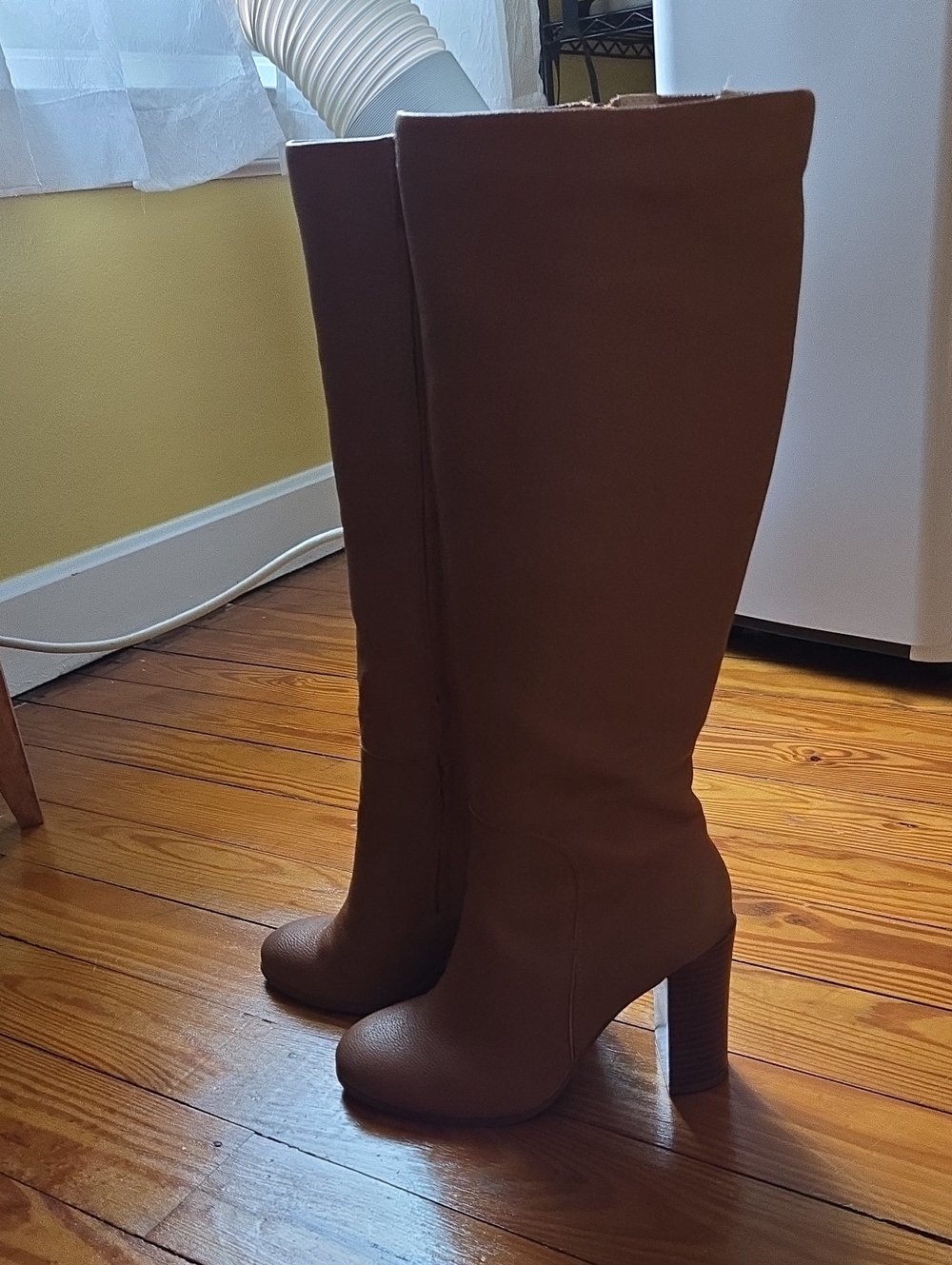 Kenneth Cole New York Womens Justin Knee High Heeled Boot